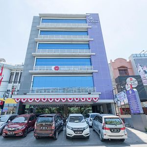 Capital O 1279 Hotel Grand Celino Makassar